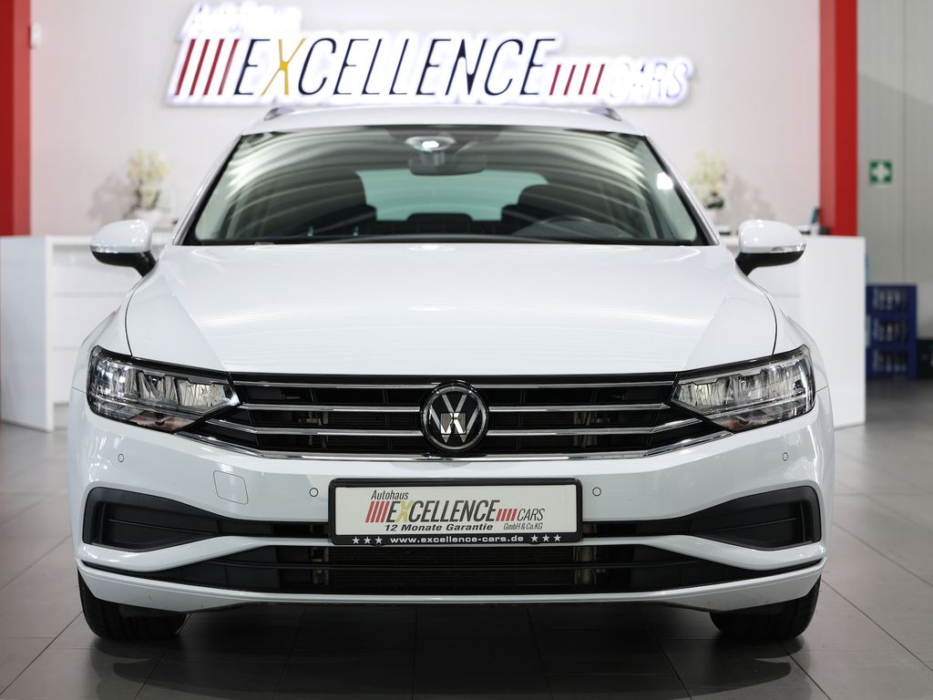 Volkswagen PASSAT VARIANT 2024 г. Белый, пробег 56000 км