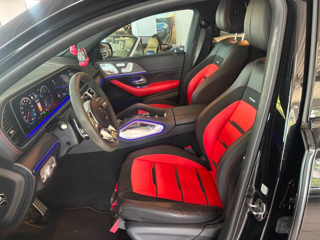 Mercedes-Benz GLE 53 AMG 2023 г. Чёрный, пробег 20344 км