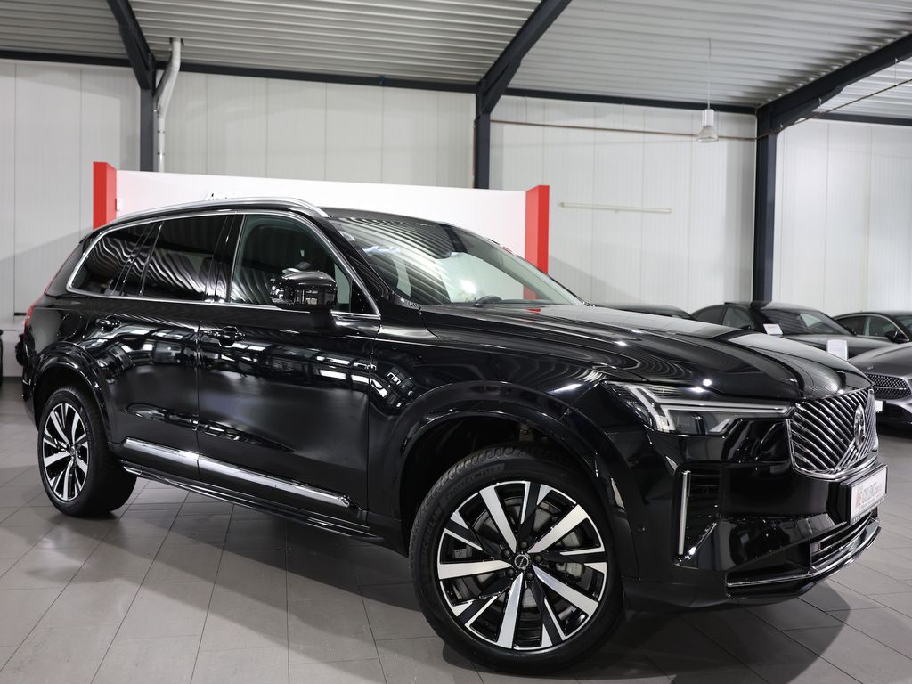 Volvo XC90 2025 г. Чёрный, пробег 32000 км