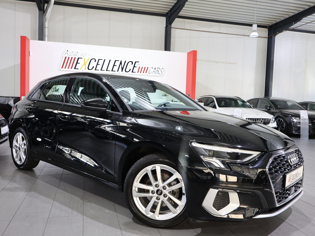 Audi A3 2022 г. Чёрный, пробег 17000 км
