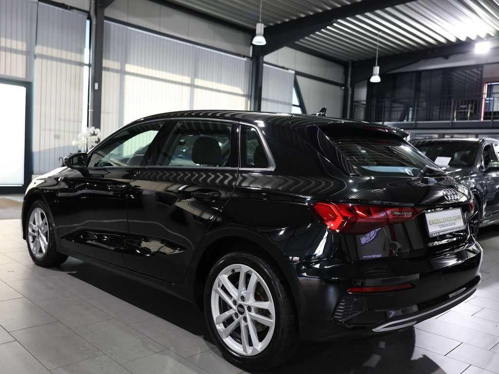 Audi A3 2022 г. Чёрный, пробег 17000 км