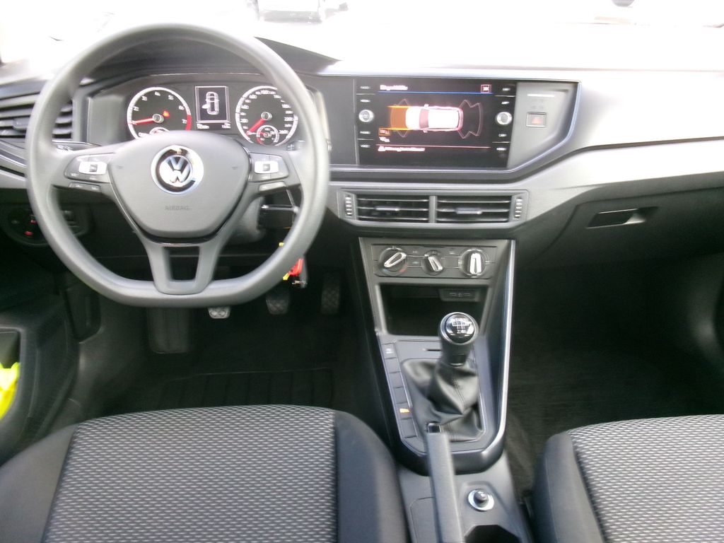 Volkswagen Polo 2021 г. Серый, пробег 57600 км