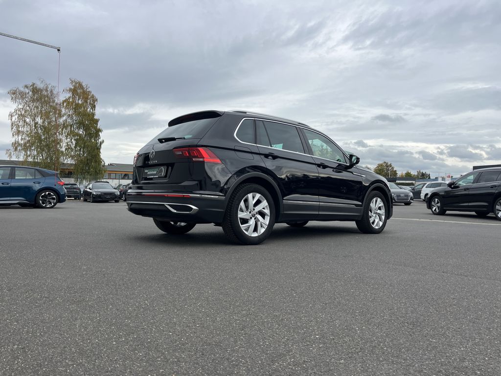 Volkswagen Tiguan 2023 г. Чёрный, пробег 28786 км