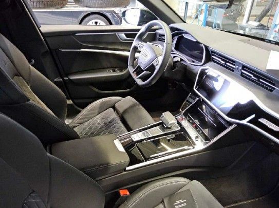 Audi S6 2024 г. Зелёный, пробег 20490 км