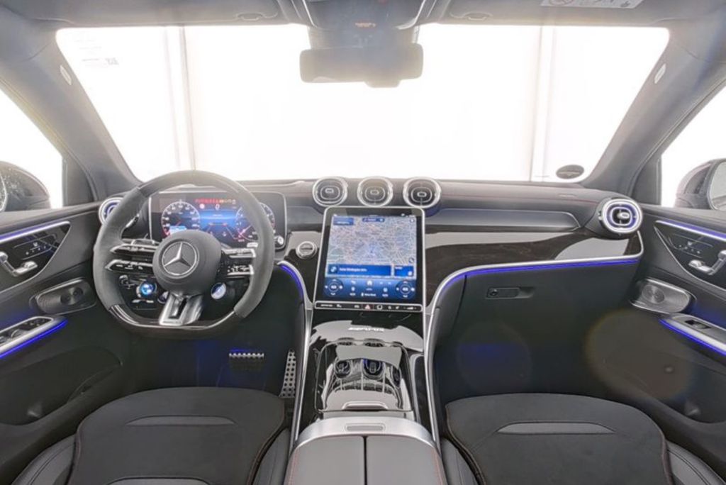Mercedes-Benz GLC 43 AMG 2025 г. Серый, пробег 37680 км