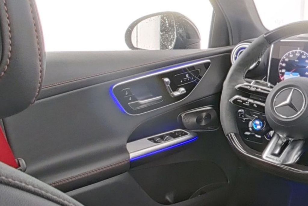 Mercedes-Benz GLC 43 AMG 2025 г. Серый, пробег 37680 км