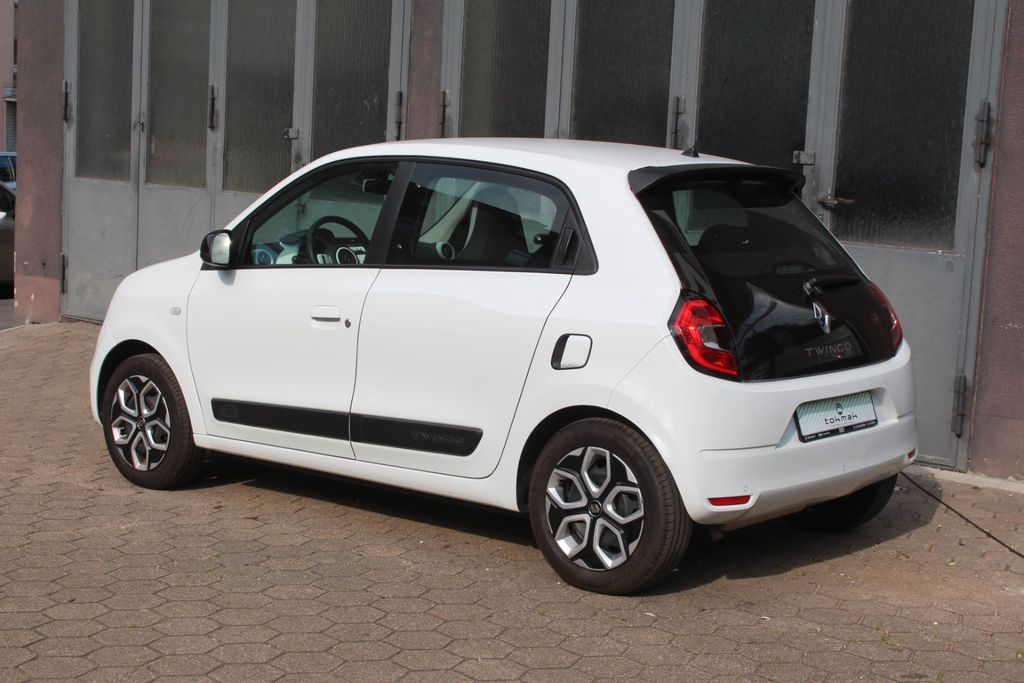 Renault Twingo 2023 г. Белый, пробег 48733 км