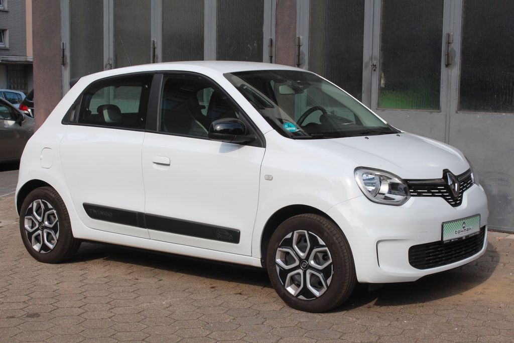 Renault Twingo 2023 г. Белый, пробег 48733 км