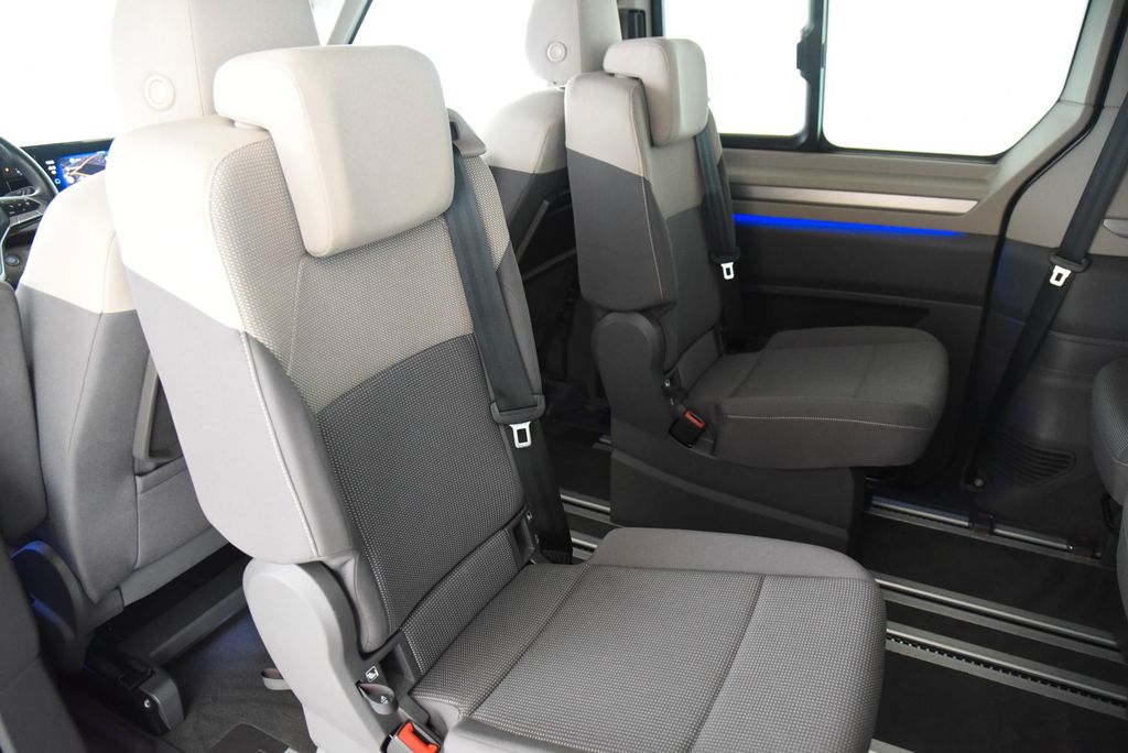 Volkswagen T7 MULTIVAN 2025 г. Серый, пробег 26900 км