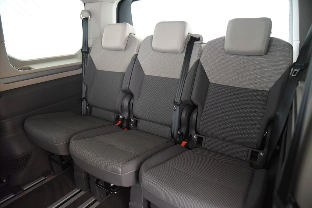 Volkswagen T7 MULTIVAN 2025 г. Серый, пробег 26900 км