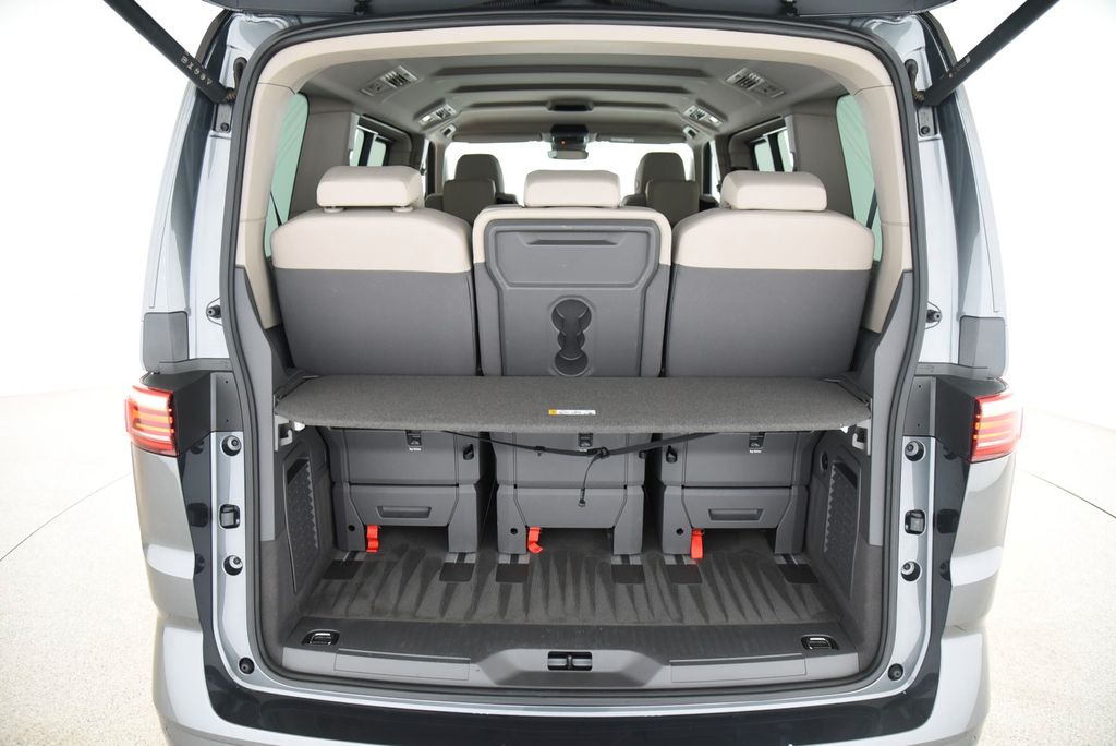 Volkswagen T7 MULTIVAN 2025 г. Серый, пробег 26900 км