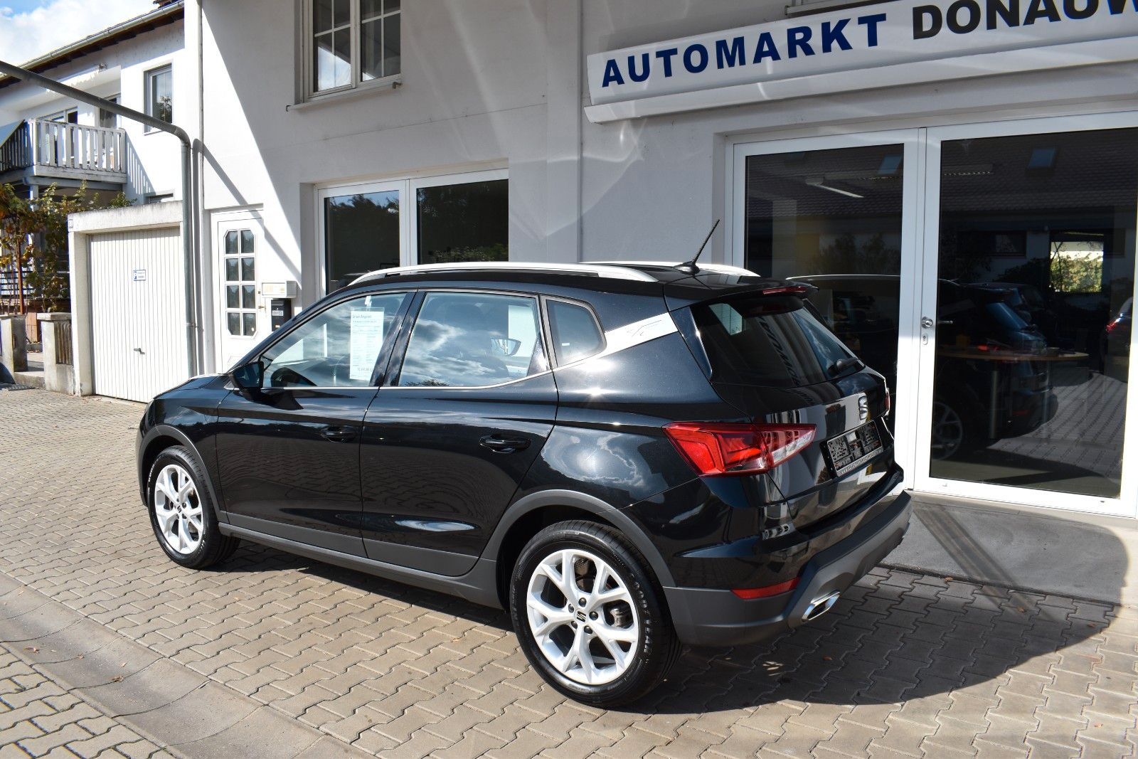 SEAT Arona 2022 г. Чёрный, пробег 37768 км