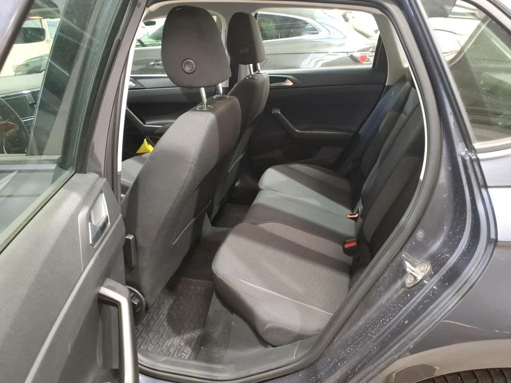 Volkswagen Polo 2023 г. Белый, пробег 38364 км