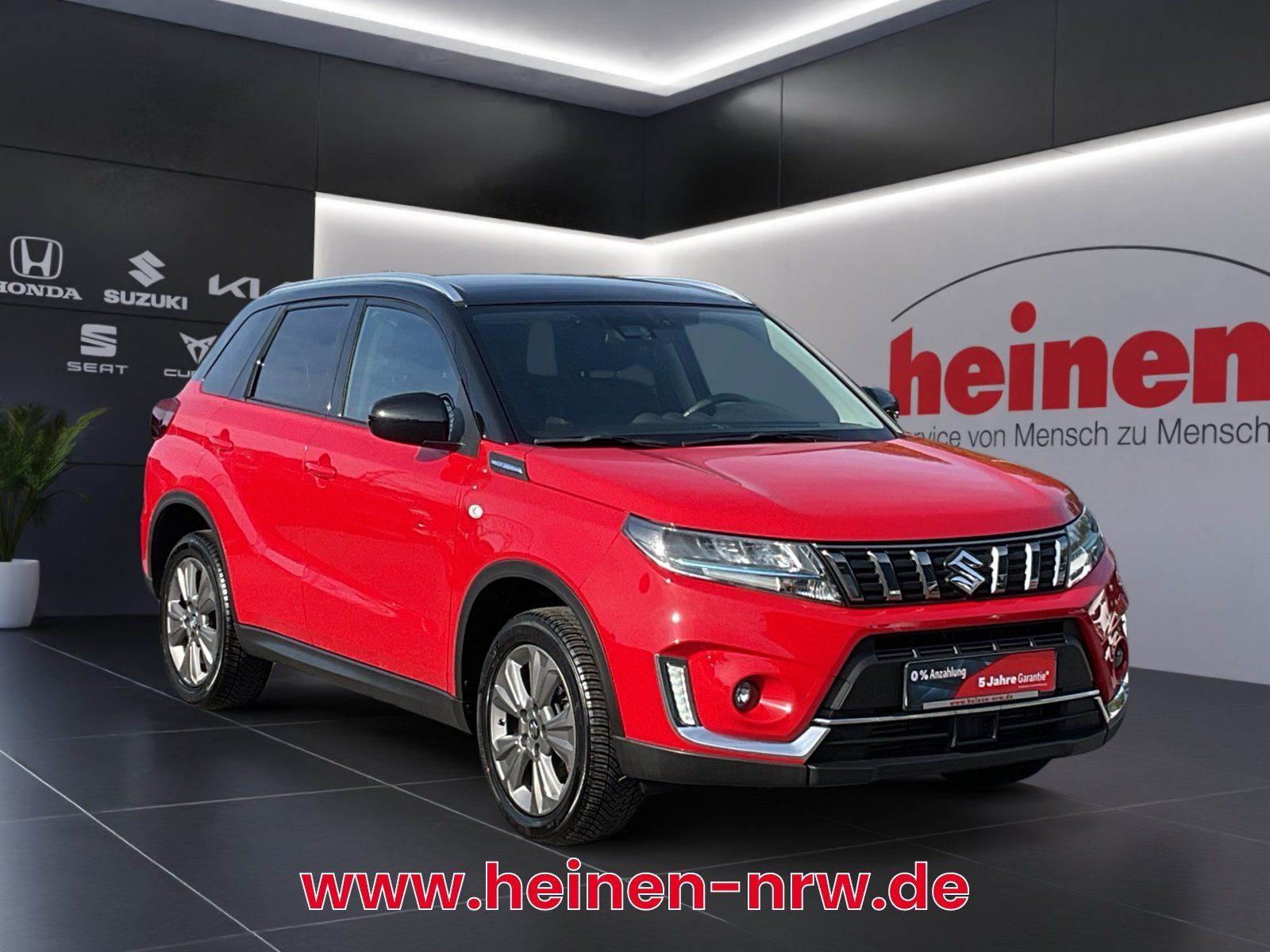 Suzuki Vitara 2022 г. Красный, пробег 40017 км