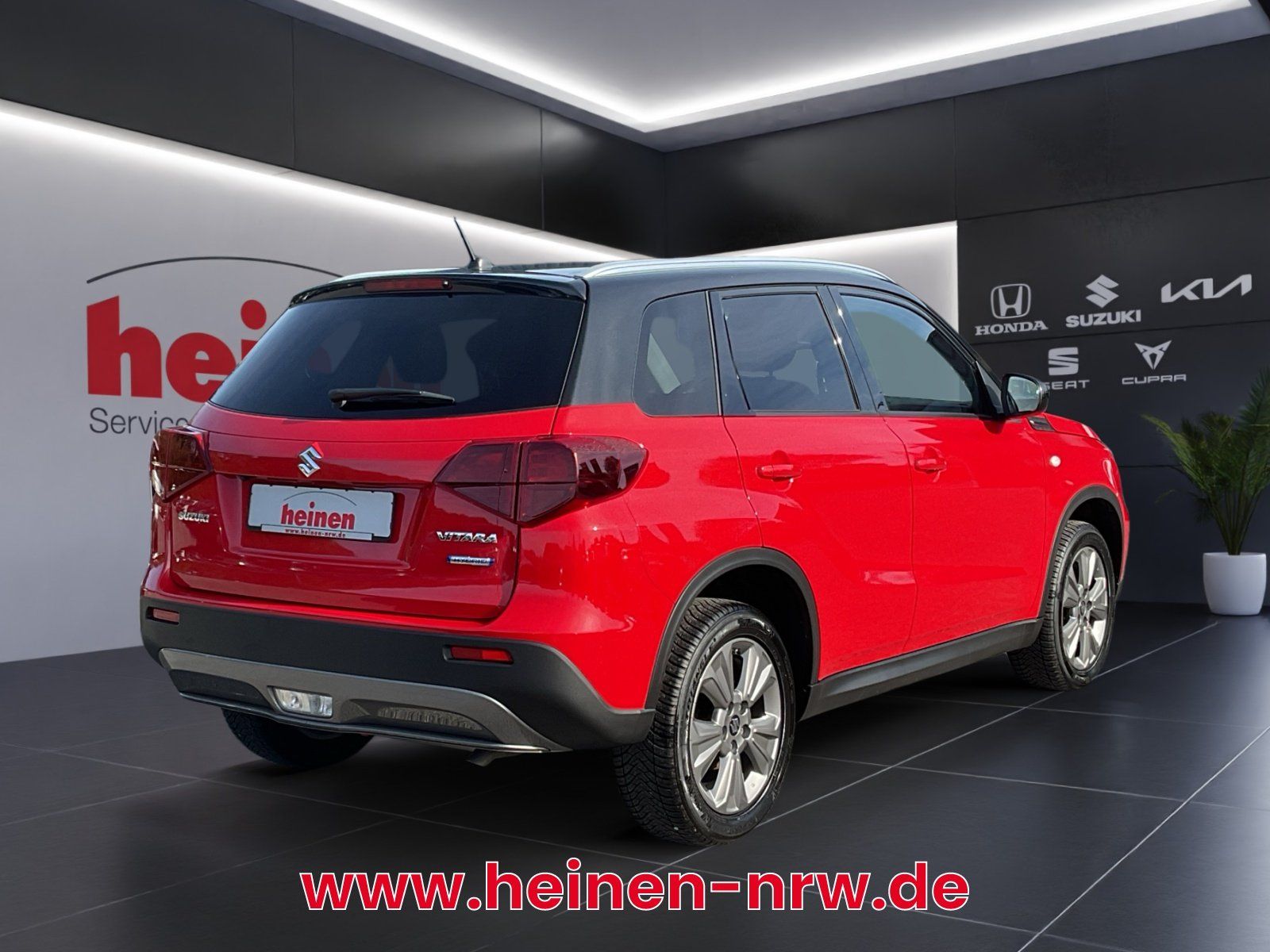 Suzuki Vitara 2022 г. Красный, пробег 40017 км