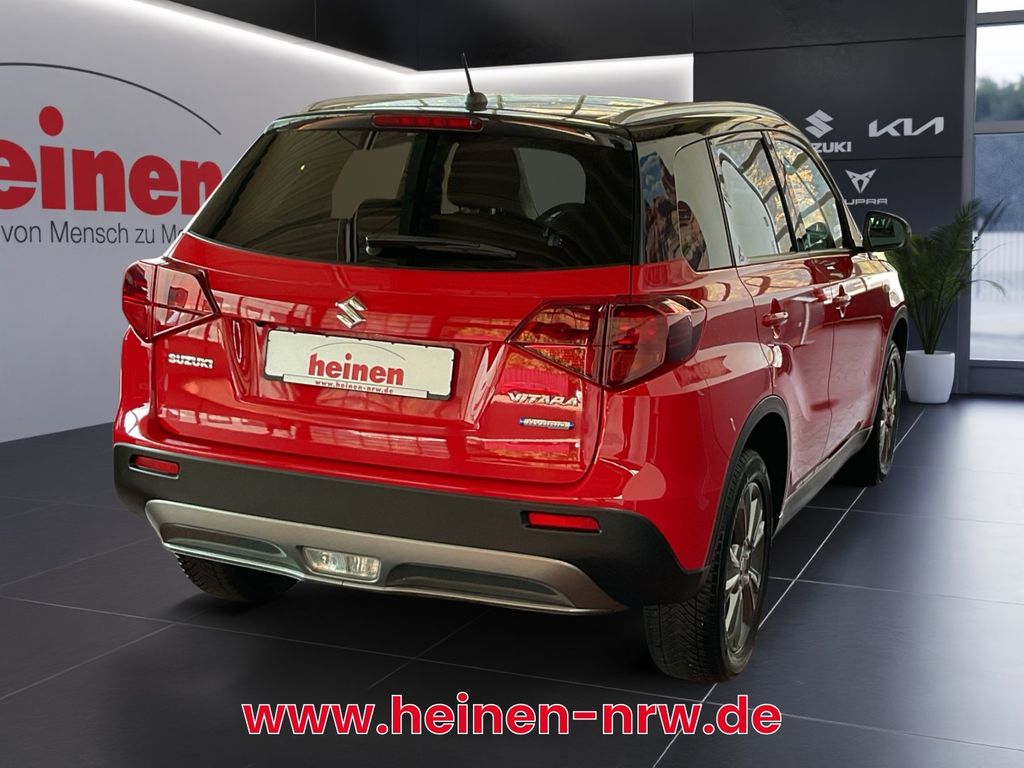 Suzuki Vitara 2022 г. Красный, пробег 40017 км