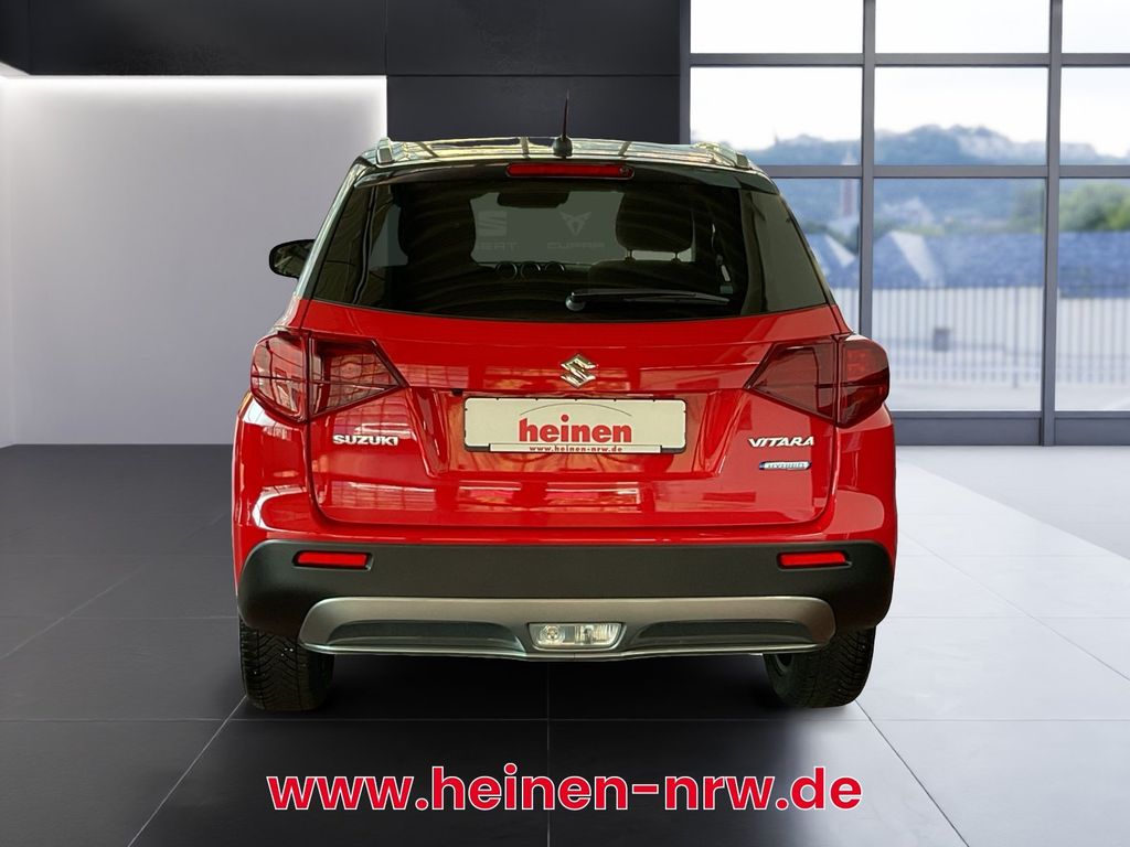 Suzuki Vitara 2022 г. Красный, пробег 40017 км