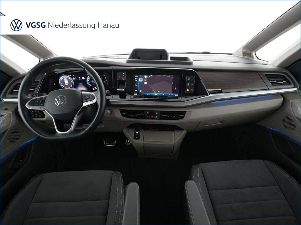Volkswagen T7 MULTIVAN 2025 г. Серый, пробег 14704 км