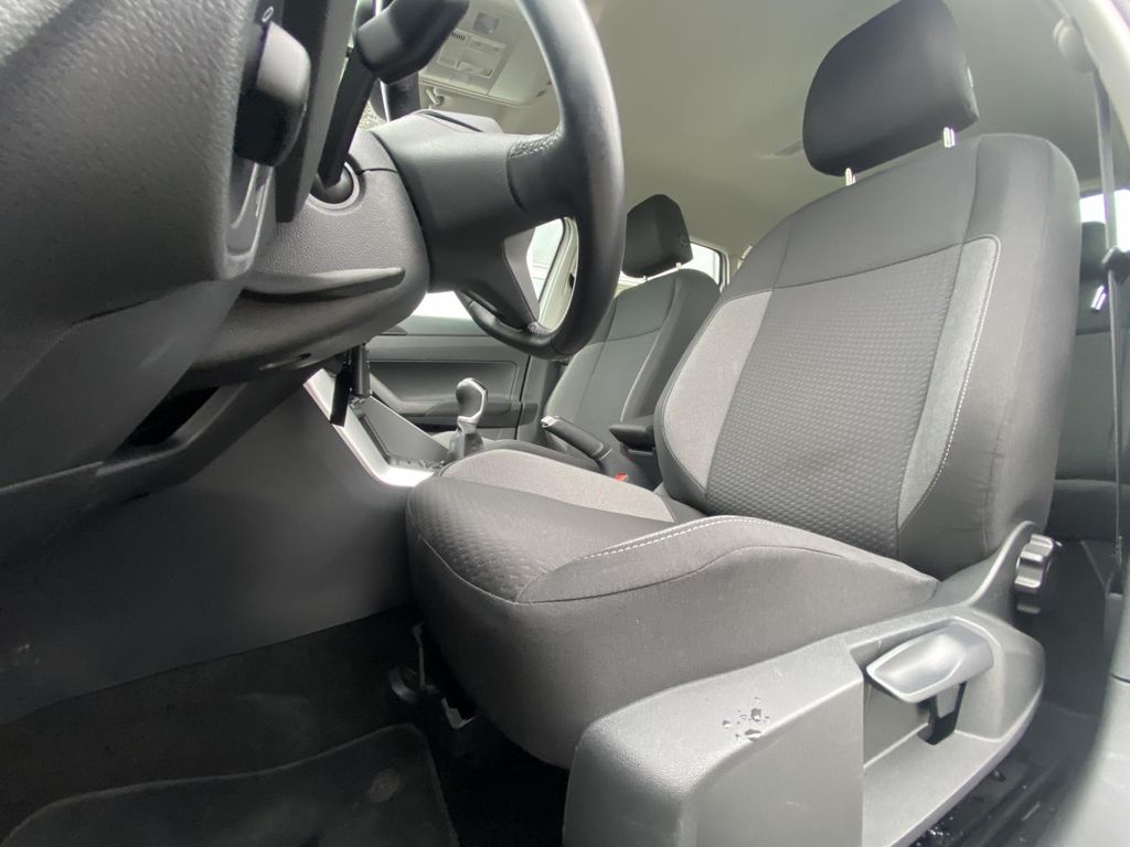 Volkswagen Polo 2023 г. Белый, пробег 31137 км
