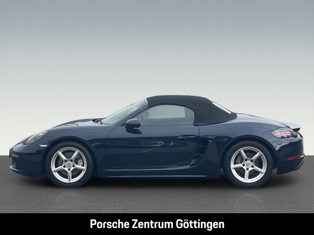 Porsche Boxster 2021 г. Синий, пробег 41700 км