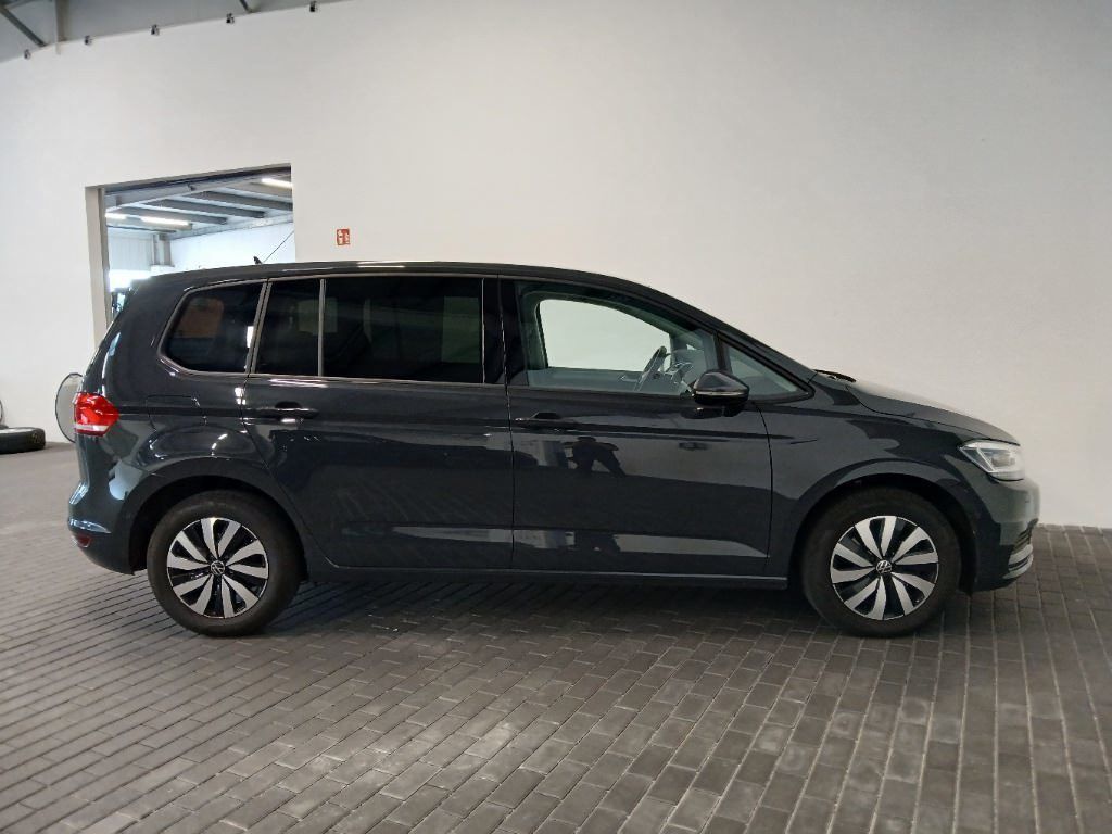 Volkswagen Touran 2025 г. Синий, пробег 22900 км