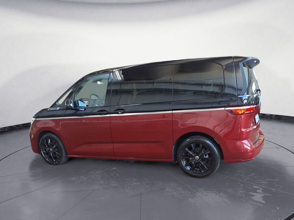 Volkswagen T7 MULTIVAN 2023 г. Чёрный, пробег 51228 км