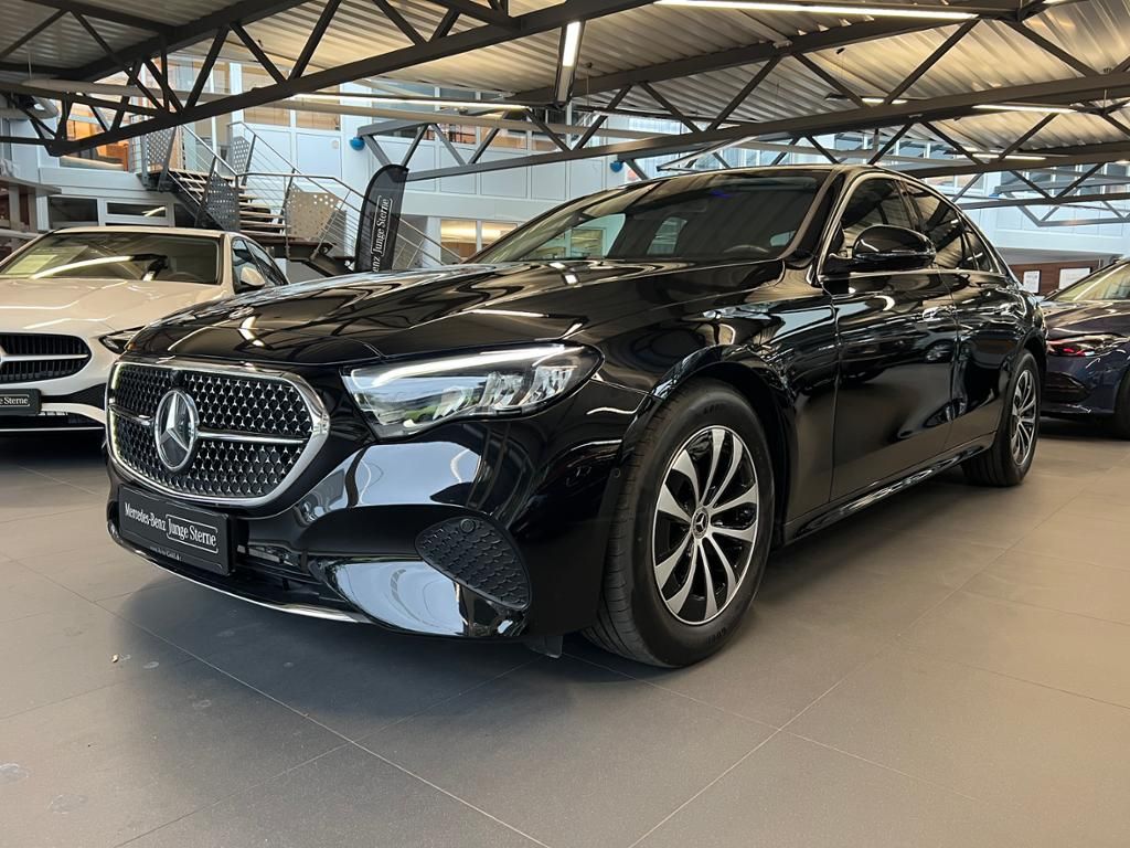 Mercedes-Benz E 220 2025 г. Чёрный, пробег 18955 км