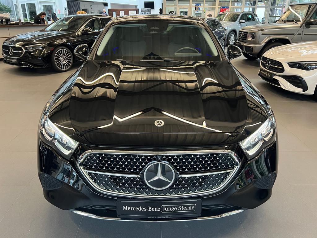 Mercedes-Benz E 220 2025 г. Чёрный, пробег 18955 км