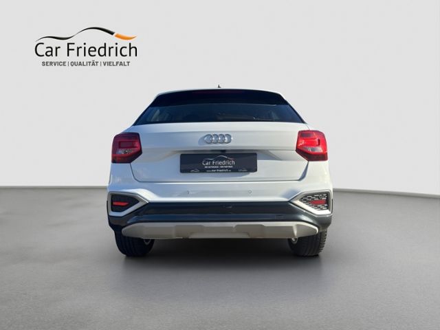 Audi Q2 2024 г. Белый, пробег 53200 км