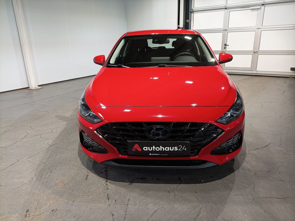 Hyundai i30 2021 г. Красный, пробег 57173 км