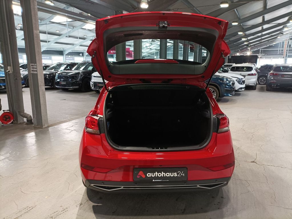 Hyundai i30 2021 г. Красный, пробег 57173 км