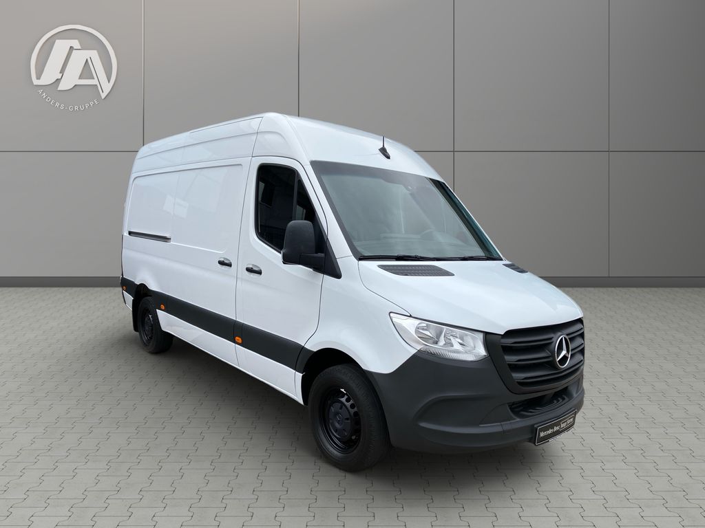 Mercedes-Benz SPRINTER 2024 г. Белый, пробег 56000 км
