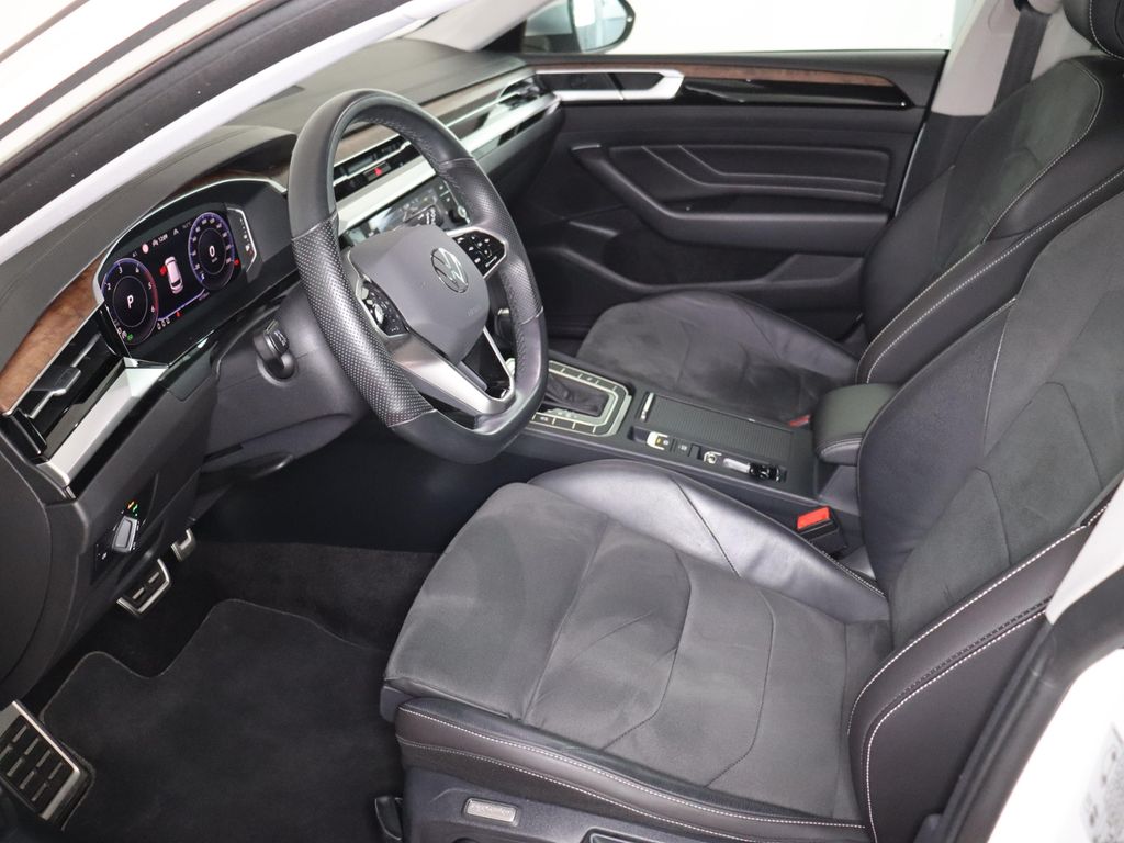 Volkswagen Arteon 2023 г. Белый, пробег 40708 км