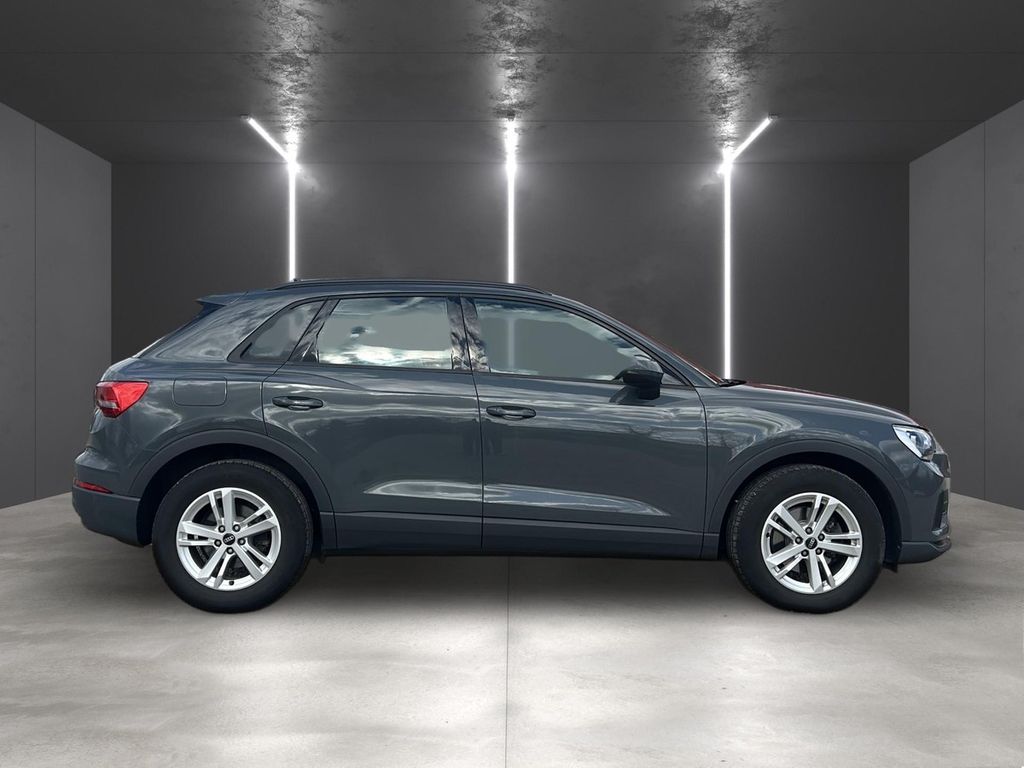 Audi Q3 2021 г. Серый, пробег 56041 км
