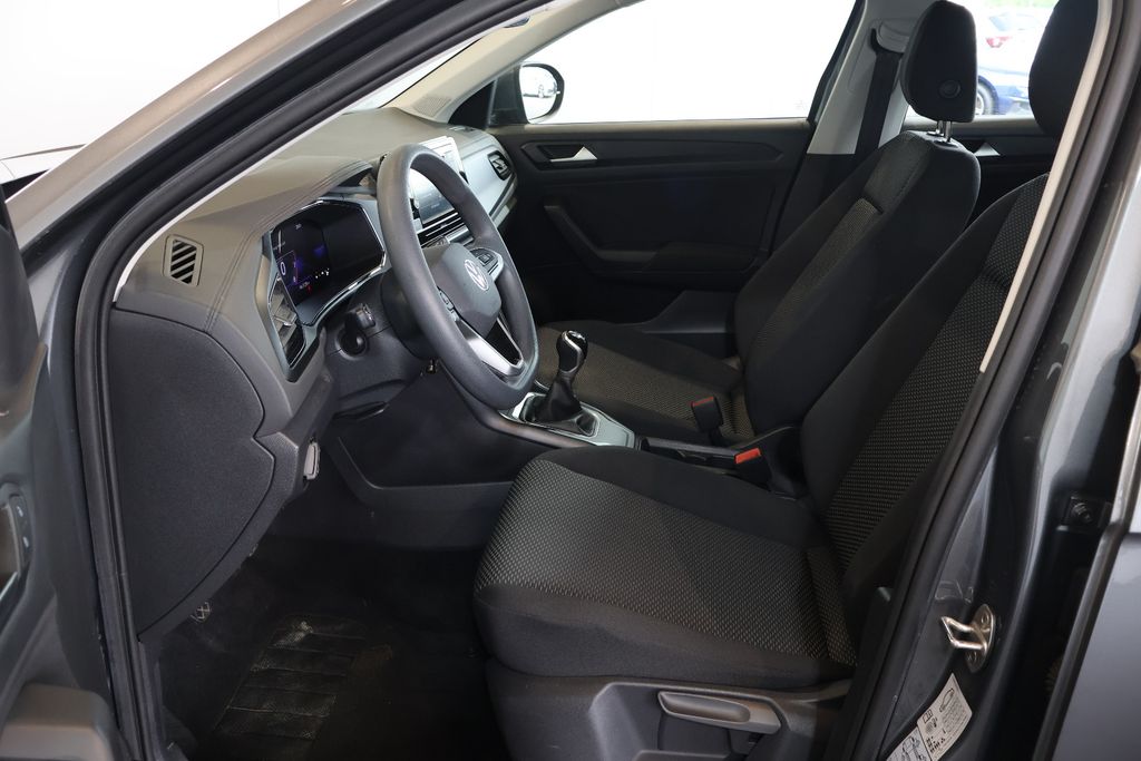 Volkswagen T-Roc 2022 г. Серый, пробег 47120 км