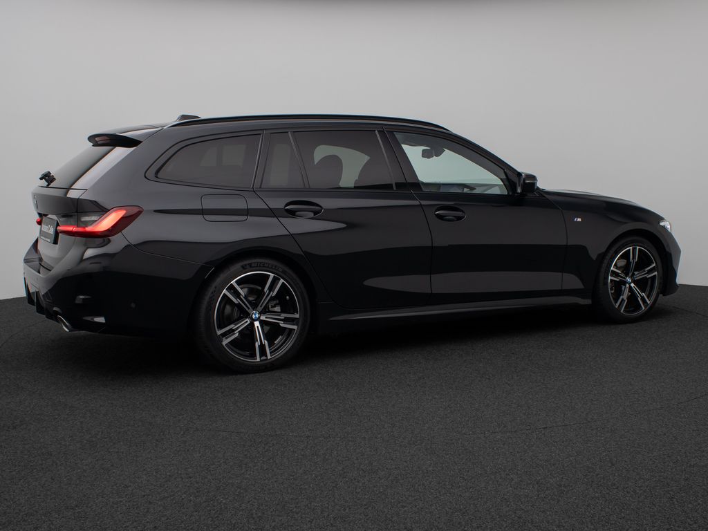 BMW 318 2025 г. Чёрный, пробег 3336 км
