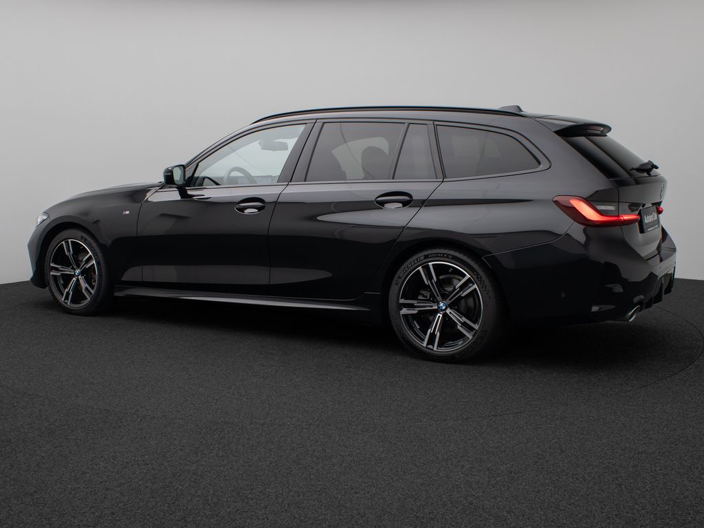 BMW 318 2025 г. Чёрный, пробег 3336 км