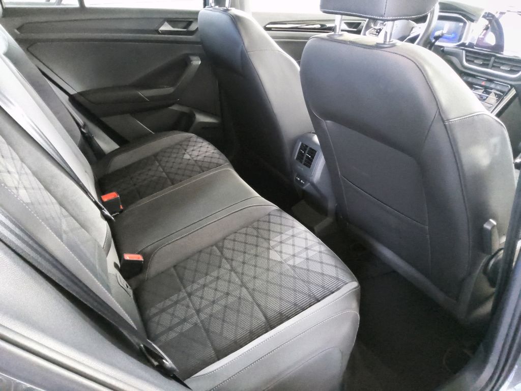 Volkswagen T-Roc 2022 г. Серый, пробег 53036 км