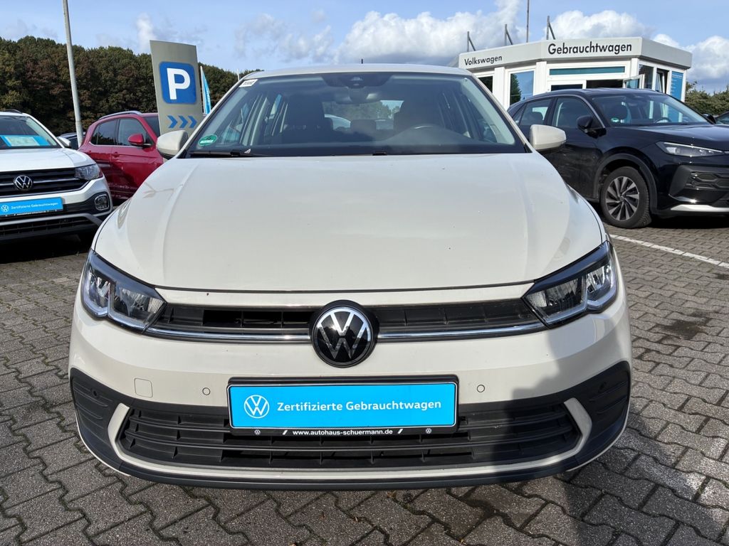 Volkswagen Polo 2023 г. Серый, пробег 30988 км