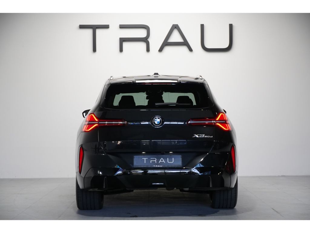 BMW X3 2026 г. Чёрный, пробег 12284 км