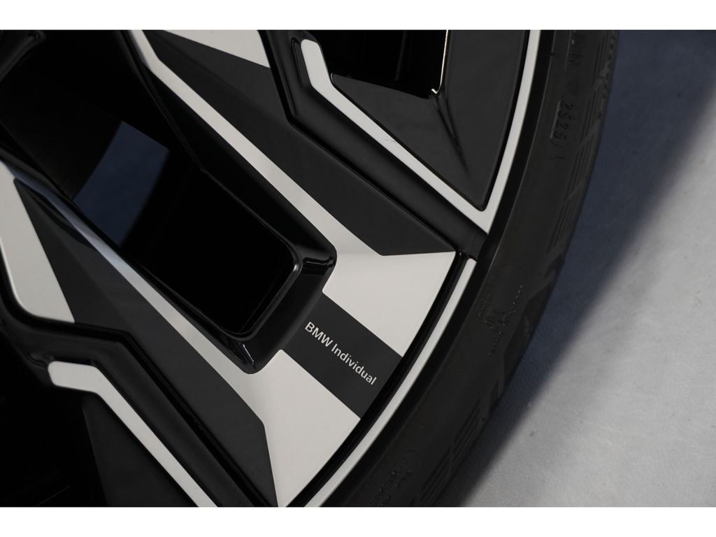 BMW X3 2026 г. Чёрный, пробег 12284 км
