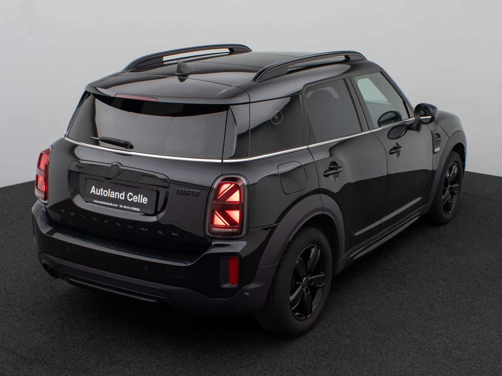 Mini COOPER COUNTRYMAN 2023 г. Чёрный, пробег 32454 км
