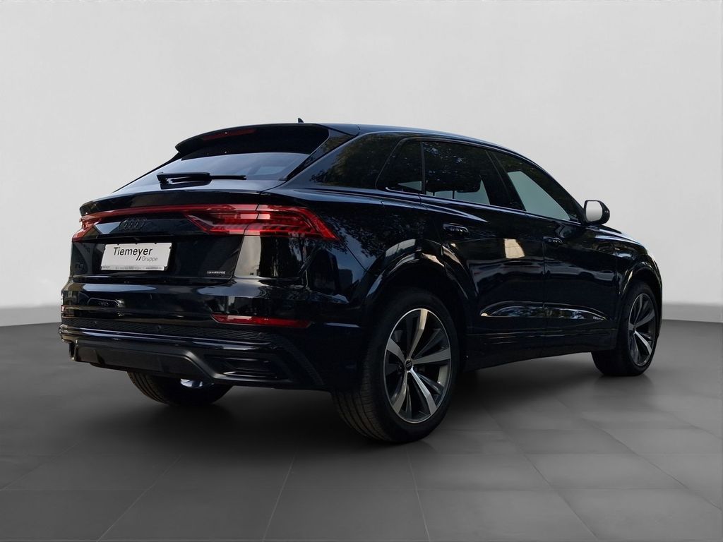 Audi Q8 2023 г. Чёрный, пробег 48164 км
