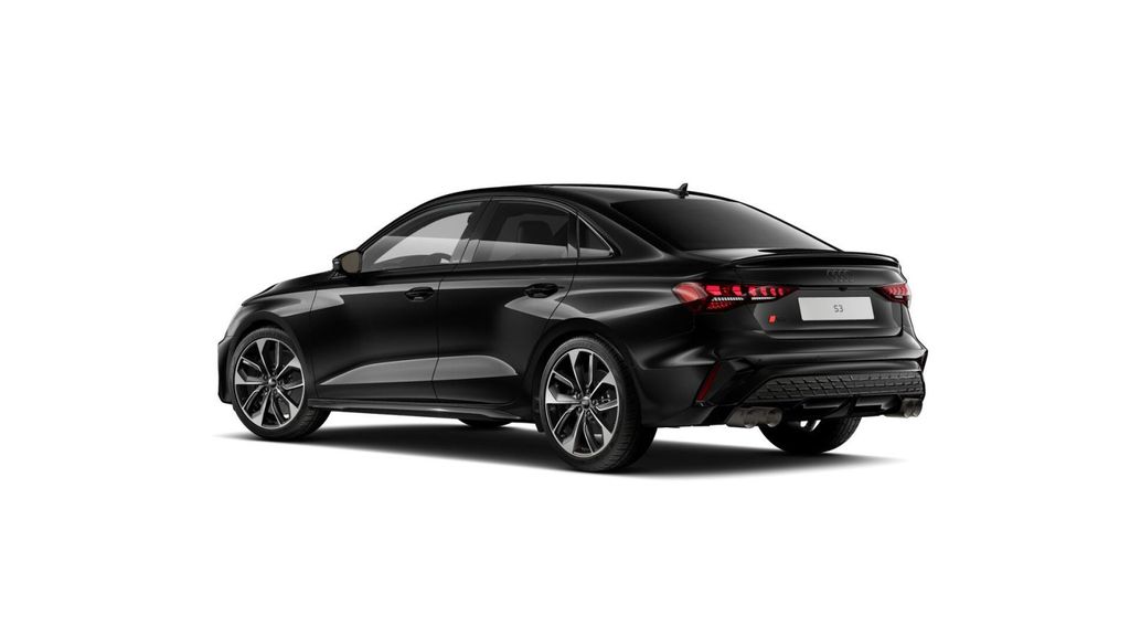 Audi S3 2025 г. Чёрный, пробег 10907 км