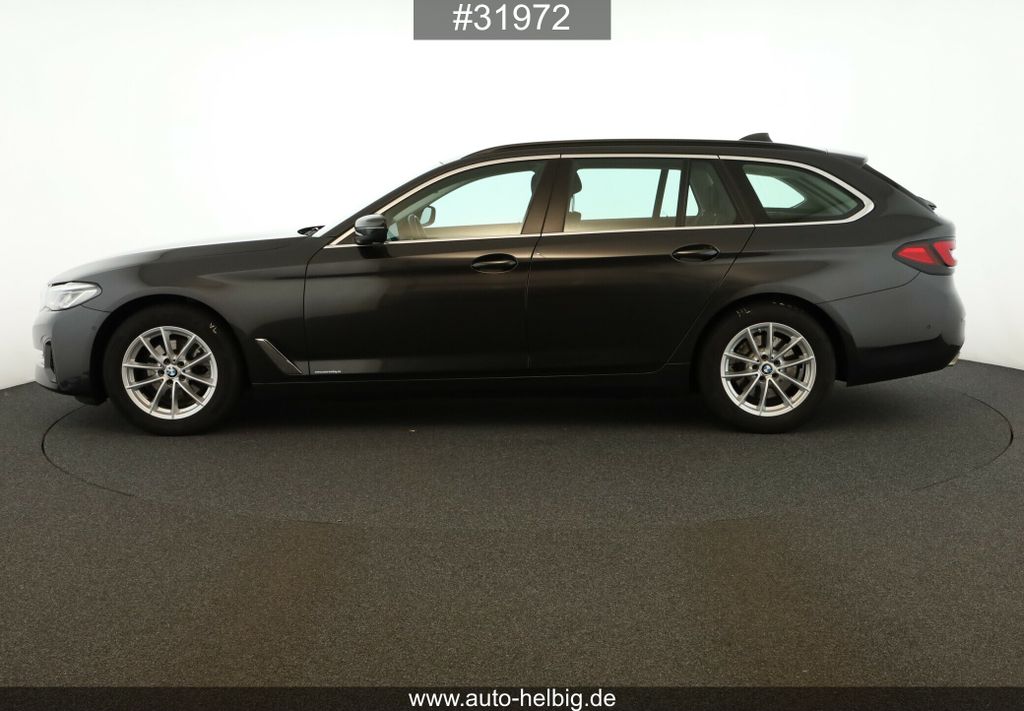 BMW 520 2022 г. Серый, пробег 50700 км