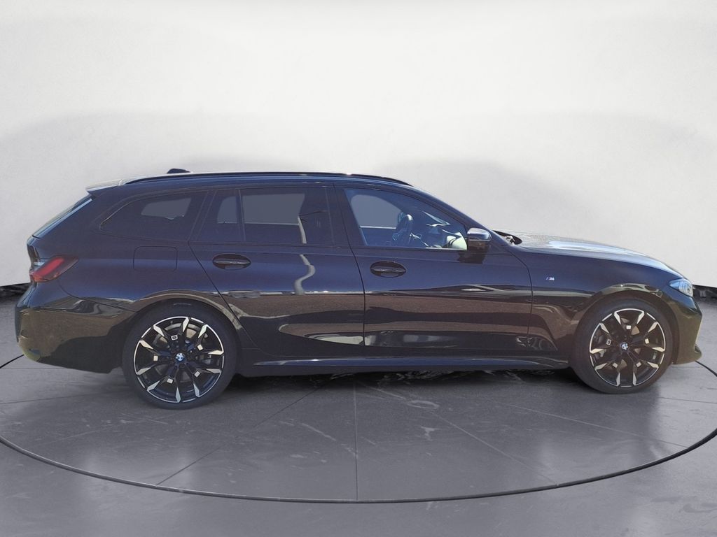 BMW 330 2025 г. Чёрный, пробег 25050 км