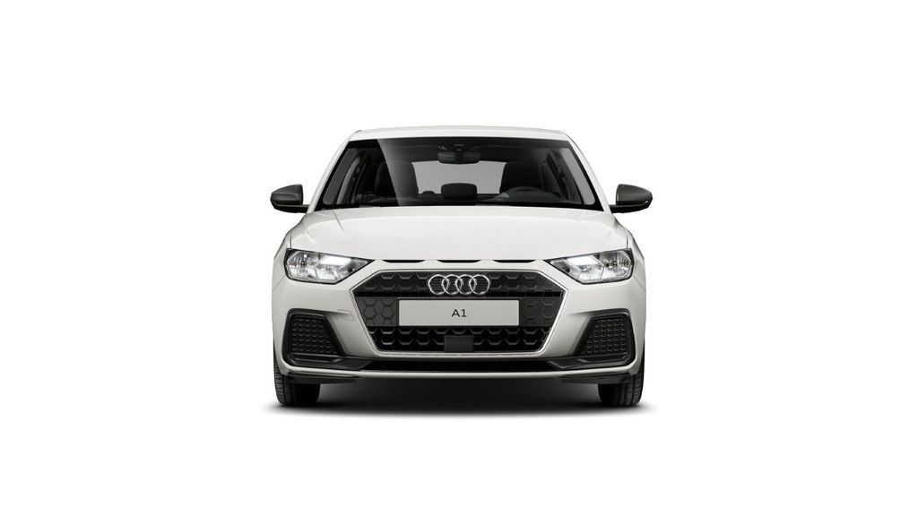 Audi A1 2022 г. Белый, пробег 23700 км