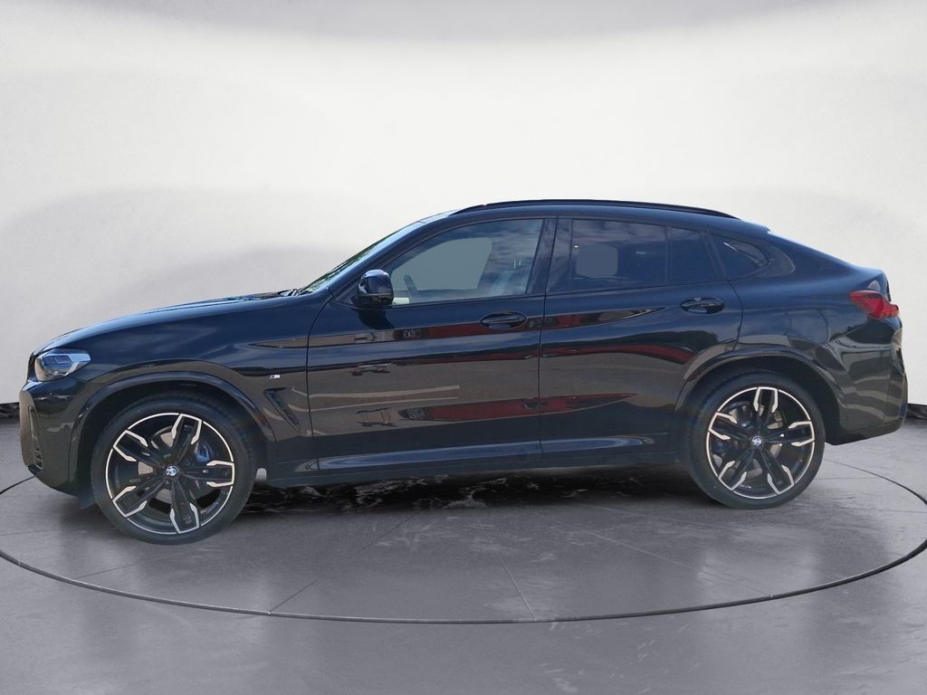 BMW X4 M40 2025 г. Чёрный, пробег 33500 км