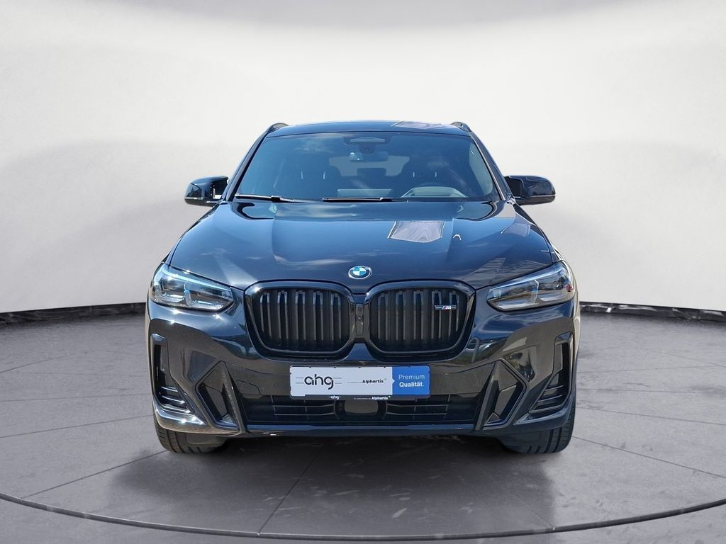 BMW X4 M40 2025 г. Чёрный, пробег 33500 км