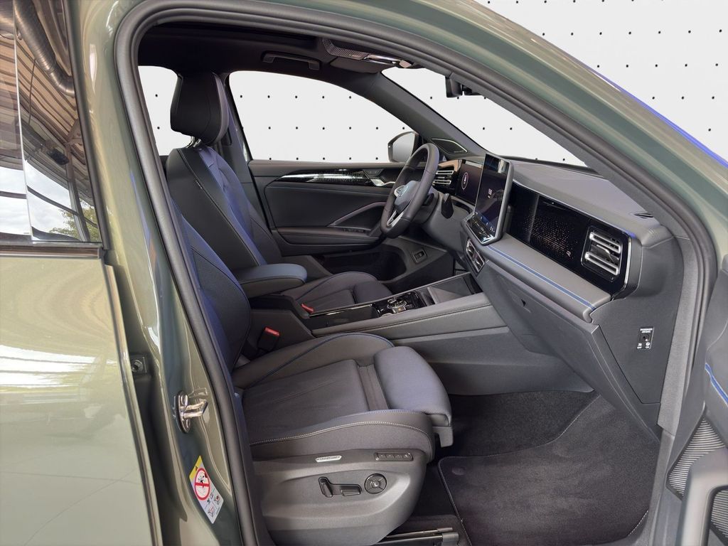 Volkswagen Tiguan 2026 г. Зелёный, пробег 9850 км